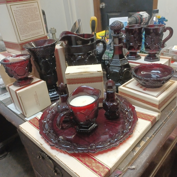 Avon 1876 Cape Cod Collection - Picture 1 of 14